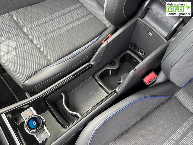 Volkswagen / Tayron / Grau / / / PLUG-IN+PANO+AHK+HuD+MATRIX+360 KAM+20ALU+ACC+eHK+BLACK STYLE