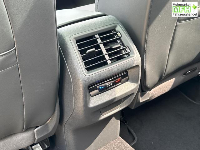 Volkswagen / Tayron / Grau / / / PLUG-IN+PANO+AHK+HuD+MATRIX+360 KAM+20ALU+ACC+eHK+BLACK STYLE