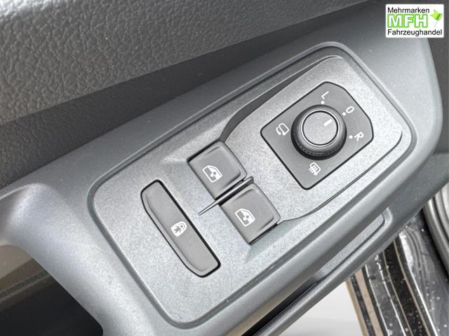 Volkswagen / Caddy Maxi / / / / Caddy Maxi +PDC v+h+KAMERA+SHZ+GJR+ACC+LANE ASSIST