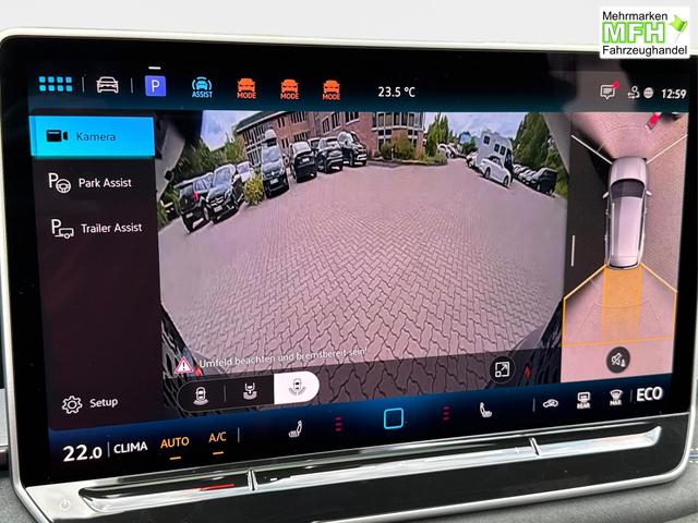 Volkswagen / Tayron / Schwarz / / / PLUG-IN+PANO+AHK+HuD+MATRIX+360 KAM+20ALU+ACC+eHK+BLACK STYLE, Bei den verwendeten Bildern kann es sich um Beispielbilder handeln, ggf. teilweise mit Sonderausstattung.