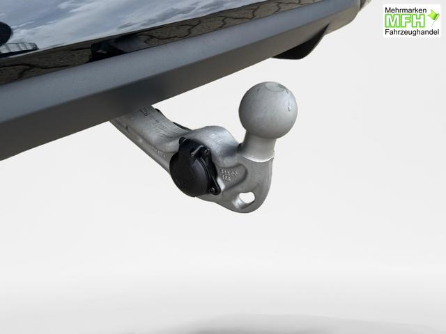 Volkswagen / Tayron / Schwarz / / / PLUG-IN+PANO+AHK+HuD+MATRIX+360 KAM+20ALU+ACC+eHK+BLACK STYLE, Bei den verwendeten Bildern kann es sich um Beispielbilder handeln, ggf. teilweise mit Sonderausstattung.