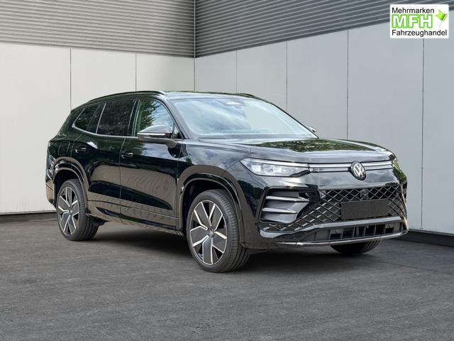 Volkswagen / Tayron / Schwarz / / / PLUG-IN+PANO+AHK+HuD+MATRIX+360 KAM+20ALU+ACC+eHK+BLACK STYLE, Bei den verwendeten Bildern kann es sich um Beispielbilder handeln, ggf. teilweise mit Sonderausstattung.