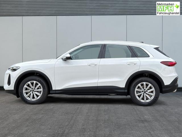 Audi / Q5 / Wei&szlig; / / / QUATTRO+NAVI+KAMERA+AHK+SHZ+PDC+ACC