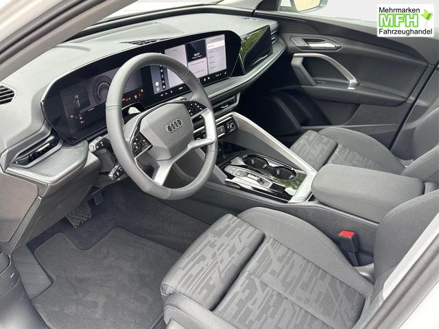 Audi / Q5 / Wei&szlig; / / / QUATTRO+NAVI+KAMERA+AHK+SHZ+PDC+ACC, Bei den verwendeten Bildern kann es sich um Beispielbilder handeln, ggf. teilweise mit Sonderausstattung.