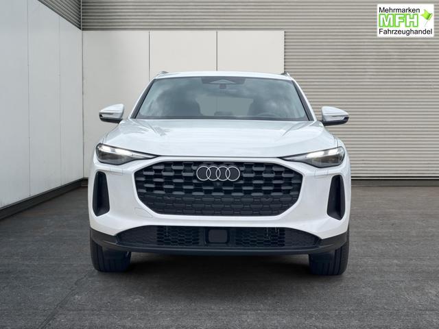 Audi / Q5 / Wei&szlig; / / / QUATTRO+NAVI+KAMERA+AHK+SHZ+PDC+ACC