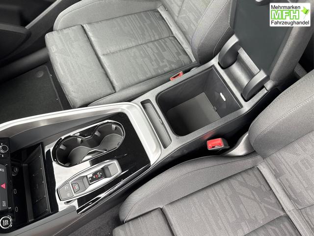 Audi / Q5 / Wei&szlig; / / / QUATTRO+NAVI+KAMERA+AHK+SHZ+PDC+ACC, Bei den verwendeten Bildern kann es sich um Beispielbilder handeln, ggf. teilweise mit Sonderausstattung.