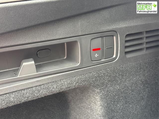 Audi / Q5 / Wei&szlig; / / / QUATTRO+NAVI+KAMERA+AHK+SHZ+PDC+ACC, Bei den verwendeten Bildern kann es sich um Beispielbilder handeln, ggf. teilweise mit Sonderausstattung.