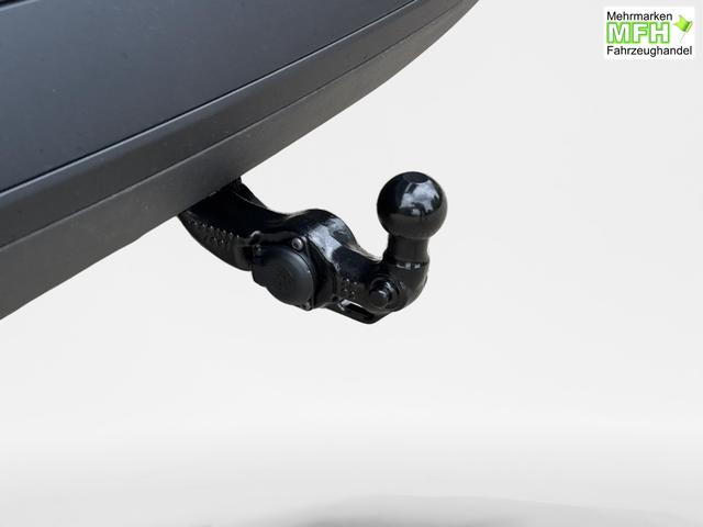 Audi / Q5 / Wei&szlig; / / / QUATTRO+NAVI+KAMERA+AHK+SHZ+PDC+ACC, Bei den verwendeten Bildern kann es sich um Beispielbilder handeln, ggf. teilweise mit Sonderausstattung.