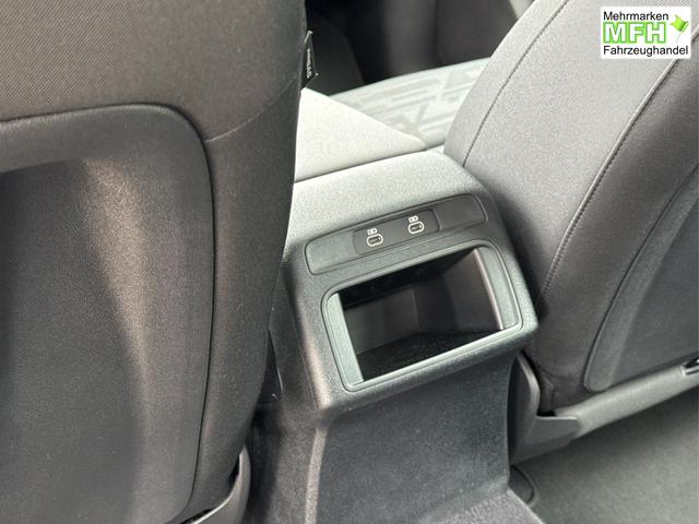 Audi / Q5 / Wei&szlig; / / / QUATTRO+NAVI+KAMERA+AHK+SHZ+PDC+ACC, Bei den verwendeten Bildern kann es sich um Beispielbilder handeln, ggf. teilweise mit Sonderausstattung.