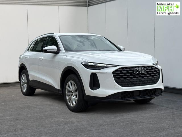 Audi / Q5 / Wei&szlig; / / / QUATTRO+NAVI+KAMERA+AHK+SHZ+PDC+ACC