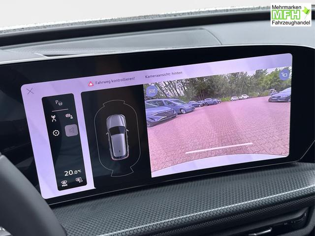 Audi / Q5 / Wei&szlig; / / / QUATTRO+AHK+NAVI+KAMERA+SHZ+PDC+ACC