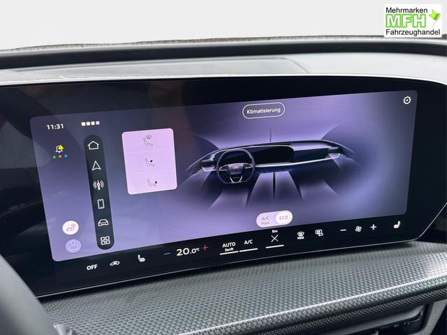 Audi / Q5 / Wei&szlig; / / / QUATTRO+AHK+NAVI+KAMERA+SHZ+PDC+ACC