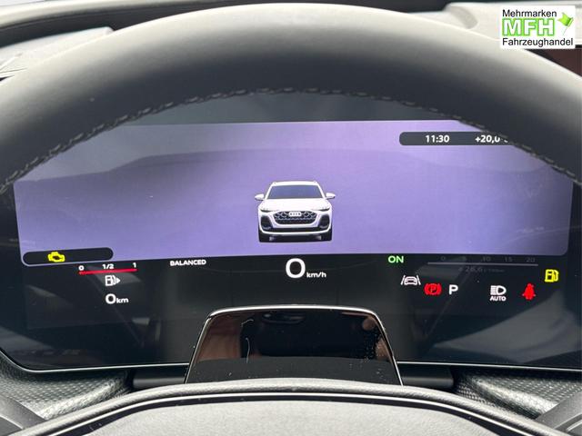 Audi / Q5 / Wei&szlig; / / / QUATTRO+AHK+NAVI+KAMERA+SHZ+PDC+ACC