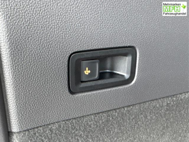 Volkswagen / T7 Multivan / / / / LANG 4x4+7-SITZER+MATRIX+AHK+KAMERA+SHZ+17 ALU, Bei den verwendeten Bildern kann es sich um Beispielbilder handeln, ggf. teilweise mit Sonderausstattung.