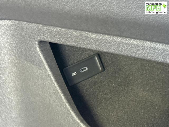 Volkswagen / T7 Multivan / / / / KURZ 4x4+7-SITZER+MATRIX+AHK+KAMERA+SHZ+17 ALU, Bei den verwendeten Bildern kann es sich um Beispielbilder handeln, ggf. teilweise mit Sonderausstattung.
