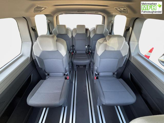 Volkswagen / T7 Multivan / / / / KURZ 4x4+7-SITZER+MATRIX+AHK+KAMERA+SHZ+17 ALU, Bei den verwendeten Bildern kann es sich um Beispielbilder handeln, ggf. teilweise mit Sonderausstattung.