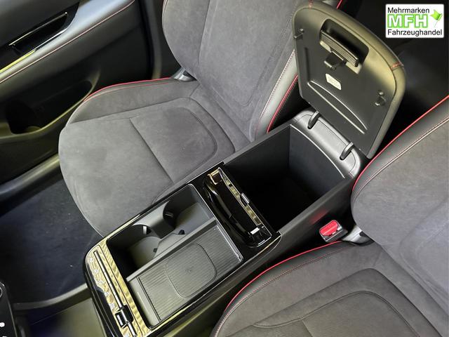 Hyundai / TUCSON / Grau / / / 4WD+NAVI+KAMERA+SHZ+LED+19''ALU+PDC, Bei den verwendeten Bildern kann es sich um Beispielbilder handeln, ggf. teilweise mit Sonderausstattung.