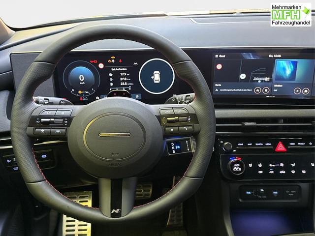 Hyundai / TUCSON / Grau / / / 4WD+NAVI+KAMERA+SHZ+LED+19''ALU+PDC, Bei den verwendeten Bildern kann es sich um Beispielbilder handeln, ggf. teilweise mit Sonderausstattung.