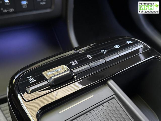 Hyundai / TUCSON / Grau / / / 4WD+NAVI+KAMERA+SHZ+LED+19''ALU+PDC, Bei den verwendeten Bildern kann es sich um Beispielbilder handeln, ggf. teilweise mit Sonderausstattung.