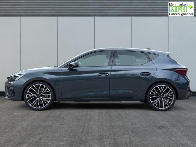 Cupra / Leon / Grau / / / NAVI+KAMERA+KESSY+MEMORY+SHZ+ACC+PDC+LED+19 ALU, Bei den verwendeten Bildern kann es sich um Beispielbilder handeln, ggf. teilweise mit Sonderausstattung.