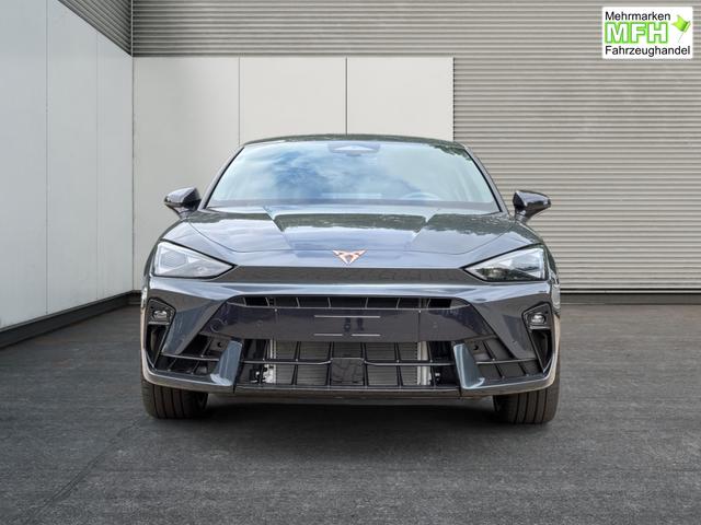 Cupra / Leon / Grau / / / NAVI+KAMERA+KESSY+MEMORY+SHZ+ACC+PDC+LED+19 ALU, Bei den verwendeten Bildern kann es sich um Beispielbilder handeln, ggf. teilweise mit Sonderausstattung.