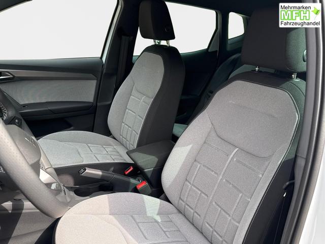 Seat / Arona / / / / KAMERA+PDC+LED+18 ALU+ACC, Bei den verwendeten Bildern kann es sich um Beispielbilder handeln, ggf. teilweise mit Sonderausstattung.