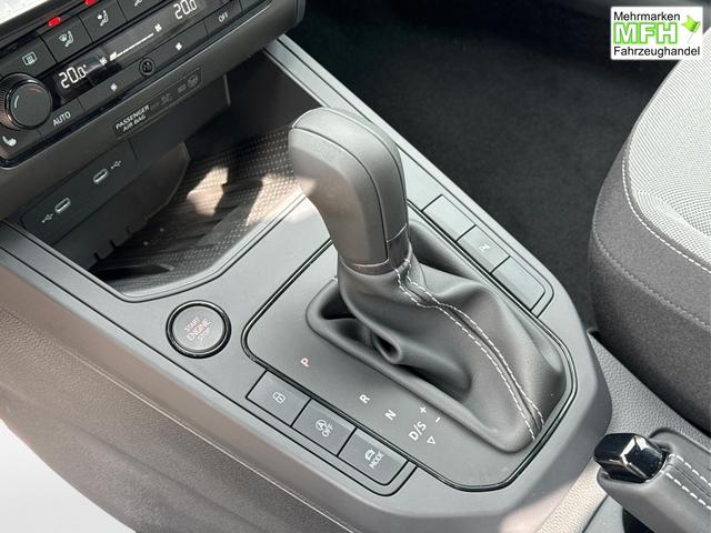 Seat / Arona / / / / KAMERA+PDC+LED+18 ALU+ACC, Bei den verwendeten Bildern kann es sich um Beispielbilder handeln, ggf. teilweise mit Sonderausstattung.