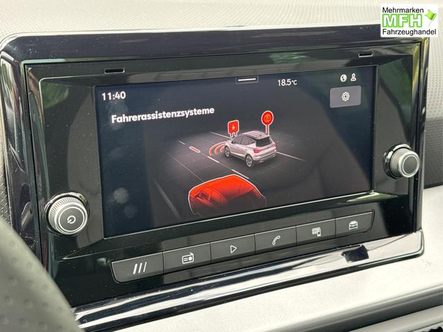 Seat / Arona / / / / KAMERA+PDC+LED+18 ALU+ACC, Bei den verwendeten Bildern kann es sich um Beispielbilder handeln, ggf. teilweise mit Sonderausstattung.