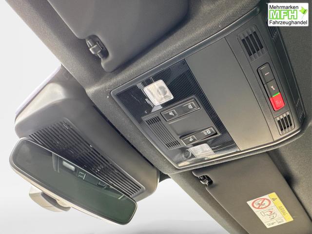 Seat / Arona / / / / KAMERA+PDC+LED+18 ALU+ACC, Bei den verwendeten Bildern kann es sich um Beispielbilder handeln, ggf. teilweise mit Sonderausstattung.