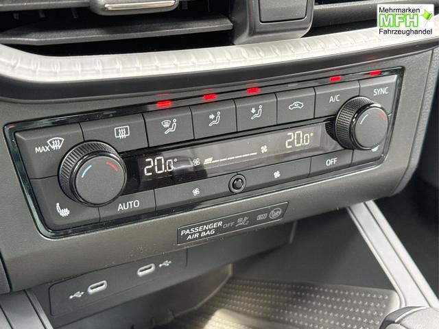 Seat / Arona / / / / KAMERA+PDC+LED+18 ALU+ACC, Bei den verwendeten Bildern kann es sich um Beispielbilder handeln, ggf. teilweise mit Sonderausstattung.