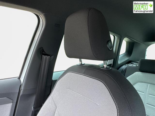 Seat / Arona / / / / KAMERA+PDC+LED+18 ALU+ACC, Bei den verwendeten Bildern kann es sich um Beispielbilder handeln, ggf. teilweise mit Sonderausstattung.