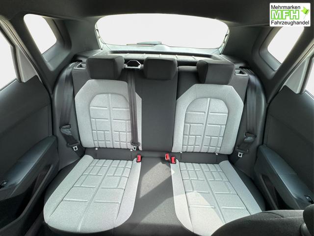 Seat / Arona / / / / KAMERA+PDC+LED+18 ALU+ACC, Bei den verwendeten Bildern kann es sich um Beispielbilder handeln, ggf. teilweise mit Sonderausstattung.