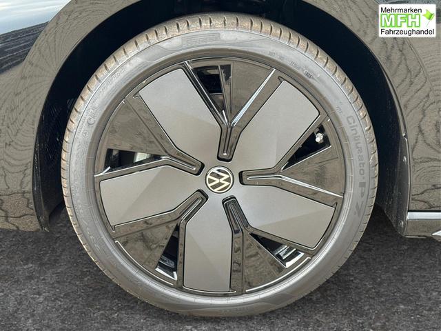 Volkswagen / Passat Variant / / / / LEDER+PANO+AHK+MATRIX+eHK+360 KAM+NAVI+HUD, Bei den verwendeten Bildern kann es sich um Beispielbilder handeln, ggf. teilweise mit Sonderausstattung.