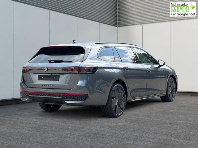 Volkswagen / Passat Variant / / / / LEDER+PANO+AHK+MATRIX+eHK+360 KAM+NAVI+HUD, Bei den verwendeten Bildern kann es sich um Beispielbilder handeln, ggf. teilweise mit Sonderausstattung.