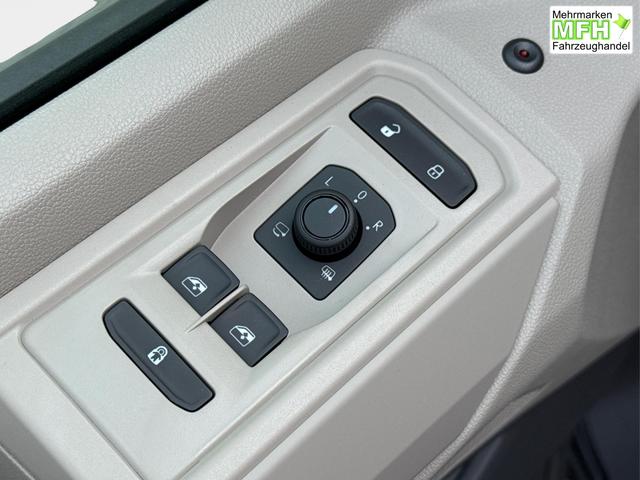 Volkswagen / T7 Multivan / / / / KURZ 7SITZER+MATRIX+AHK+KAMERA+SHZ+17 ALU, Bei den verwendeten Bildern kann es sich um Beispielbilder handeln, ggf. teilweise mit Sonderausstattung.
