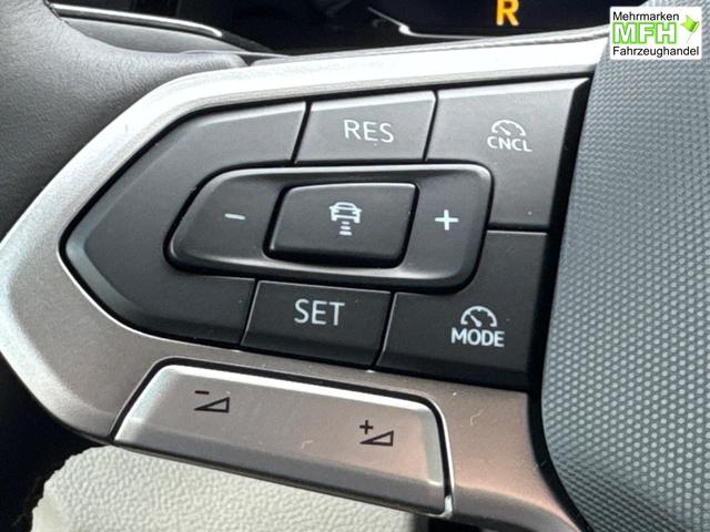 Volkswagen / T7 Multivan / / / / KURZ 7SITZER+MATRIX+AHK+KAMERA+SHZ+17 ALU, Bei den verwendeten Bildern kann es sich um Beispielbilder handeln, ggf. teilweise mit Sonderausstattung.