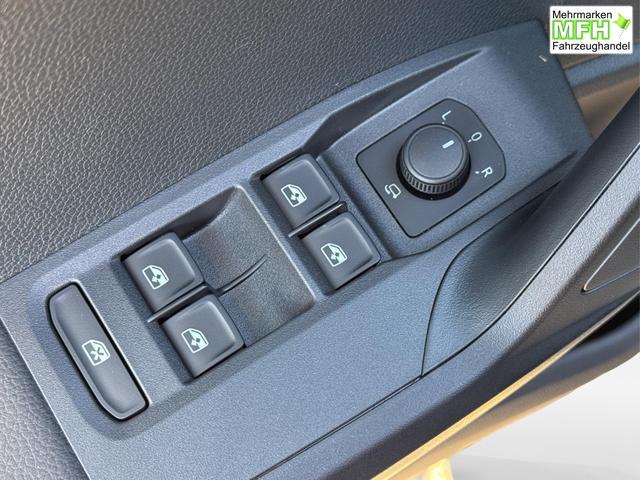 Seat / Ibiza / Grau / / / SHZ+FULL LINK+KLIMA+PDC+LED+15 ALU+TEMPOMAT