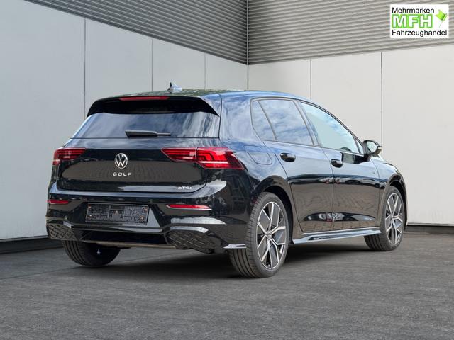 Volkswagen / Golf / Schwarz / / / LED-PLUS+ACC+SHZ+KEYLESS+KAMERA+18 ALU, Bei den verwendeten Bildern kann es sich um Beispielbilder handeln, ggf. teilweise mit Sonderausstattung.