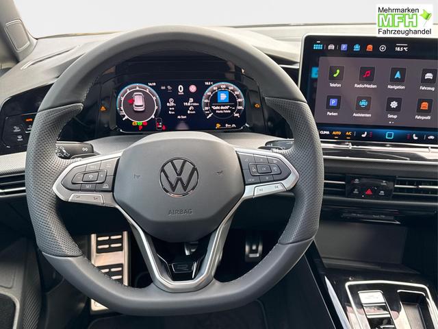 Volkswagen / Golf / Schwarz / / / LED-PLUS+ACC+SHZ+KEYLESS+KAMERA+18 ALU, Bei den verwendeten Bildern kann es sich um Beispielbilder handeln, ggf. teilweise mit Sonderausstattung.