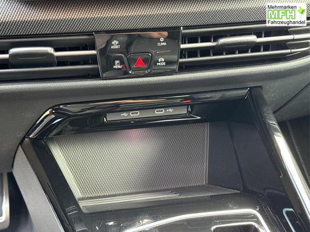 Volkswagen / Golf / Schwarz / / / LED-PLUS+ACC+SHZ+KEYLESS+KAMERA+18 ALU, Bei den verwendeten Bildern kann es sich um Beispielbilder handeln, ggf. teilweise mit Sonderausstattung.
