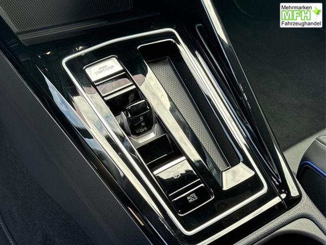 Volkswagen / Golf / Schwarz / / / LED-PLUS+ACC+SHZ+KEYLESS+KAMERA+18 ALU, Bei den verwendeten Bildern kann es sich um Beispielbilder handeln, ggf. teilweise mit Sonderausstattung.