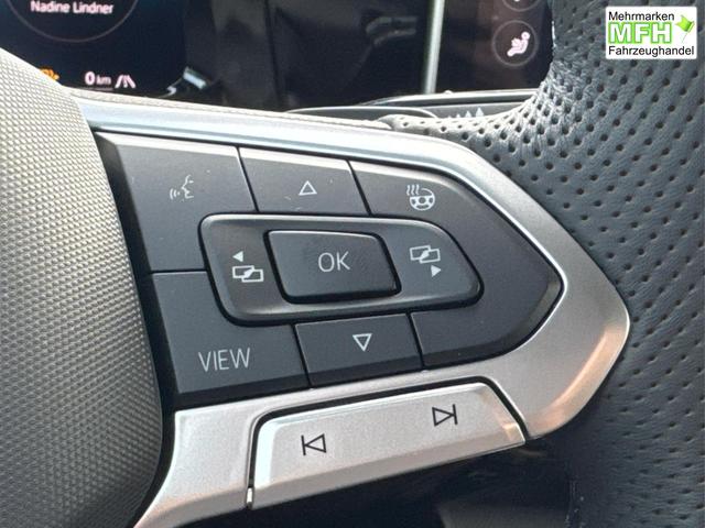 Volkswagen / Golf / Schwarz / / / LED-PLUS+ACC+SHZ+KEYLESS+KAMERA+18 ALU, Bei den verwendeten Bildern kann es sich um Beispielbilder handeln, ggf. teilweise mit Sonderausstattung.