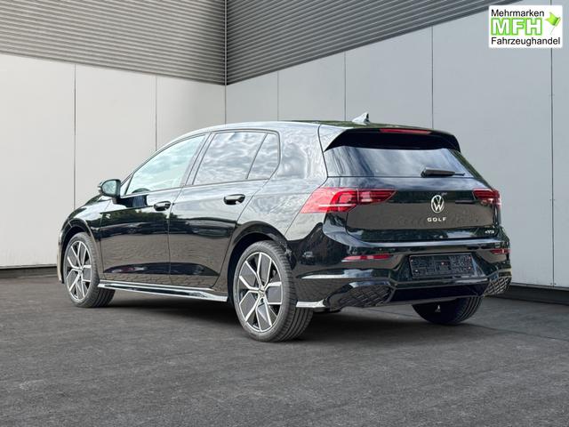 Volkswagen / Golf / Schwarz / / / LED-PLUS+ACC+SHZ+KEYLESS+KAMERA+18 ALU, Bei den verwendeten Bildern kann es sich um Beispielbilder handeln, ggf. teilweise mit Sonderausstattung.