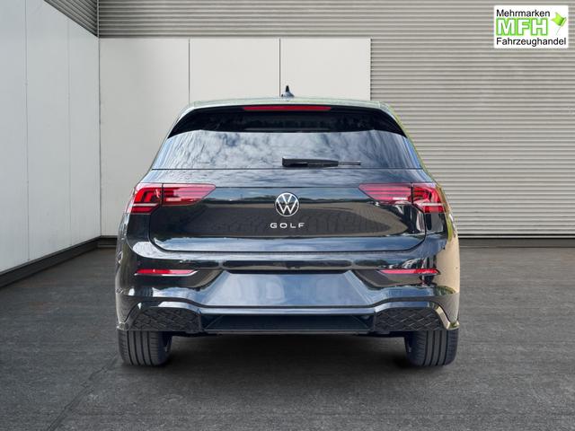 Volkswagen / Golf / Schwarz / / / LED-PLUS+ACC+SHZ+KEYLESS+KAMERA+18 ALU, Bei den verwendeten Bildern kann es sich um Beispielbilder handeln, ggf. teilweise mit Sonderausstattung.