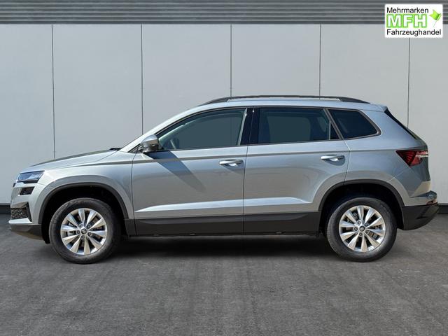 Skoda / Karoq / Silber / / / AHK+LED+KAMERA+PDC+ACC, Bei den verwendeten Bildern kann es sich um Beispielbilder handeln, ggf. teilweise mit Sonderausstattung.