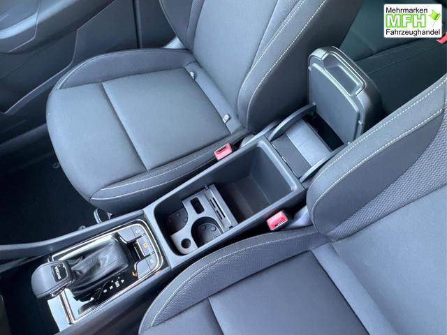 Skoda / Karoq / Silber / / / AHK+LED+KAMERA+PDC+ACC, Bei den verwendeten Bildern kann es sich um Beispielbilder handeln, ggf. teilweise mit Sonderausstattung.