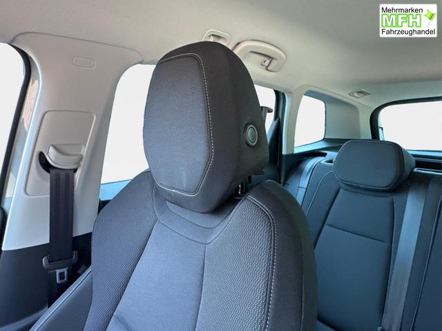 Skoda / Karoq / Silber / / / AHK+LED+KAMERA+PDC+ACC, Bei den verwendeten Bildern kann es sich um Beispielbilder handeln, ggf. teilweise mit Sonderausstattung.