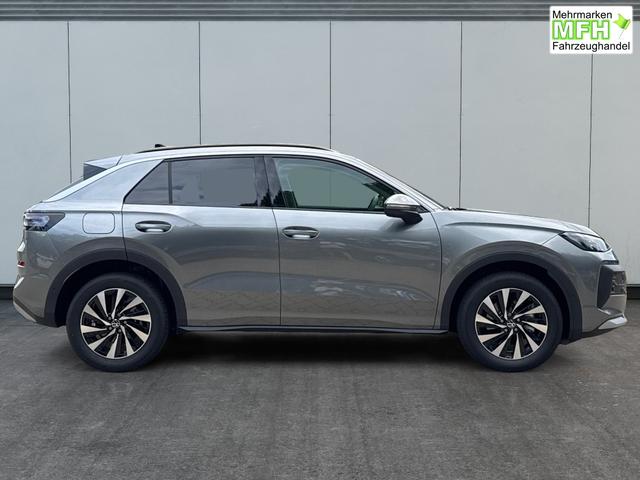 Volkswagen / T-Roc / Grau / / / 5J GARANTIE+ACC+17 ALU+KAMERA+SHZ+LED , Bei den verwendeten Bildern kann es sich um Beispielbilder handeln, ggf. teilweise mit Sonderausstattung.