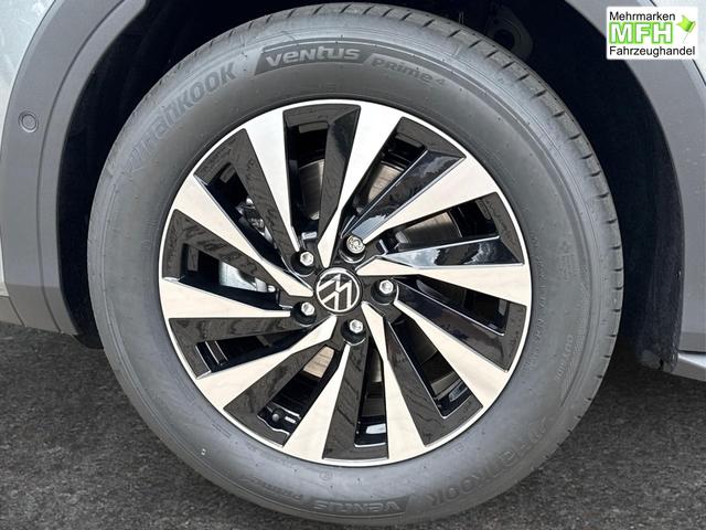 Volkswagen / T-Roc / Grau / / / 5J GARANTIE+ACC+17 ALU+KAMERA+SHZ+LED , Bei den verwendeten Bildern kann es sich um Beispielbilder handeln, ggf. teilweise mit Sonderausstattung.