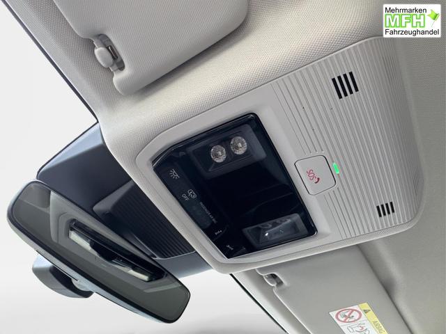 Volkswagen / T-Roc / Grau / / / 5J GARANTIE+ACC+17 ALU+KAMERA+SHZ+LED , Bei den verwendeten Bildern kann es sich um Beispielbilder handeln, ggf. teilweise mit Sonderausstattung.